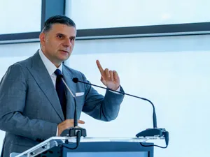 Clonă a contului preşedintelui ASF, Alexandru Petrescu. Foloseşte abuziv imaginea şi identitatea - Foto: INQUAM PHOTOS/Pană Tudor