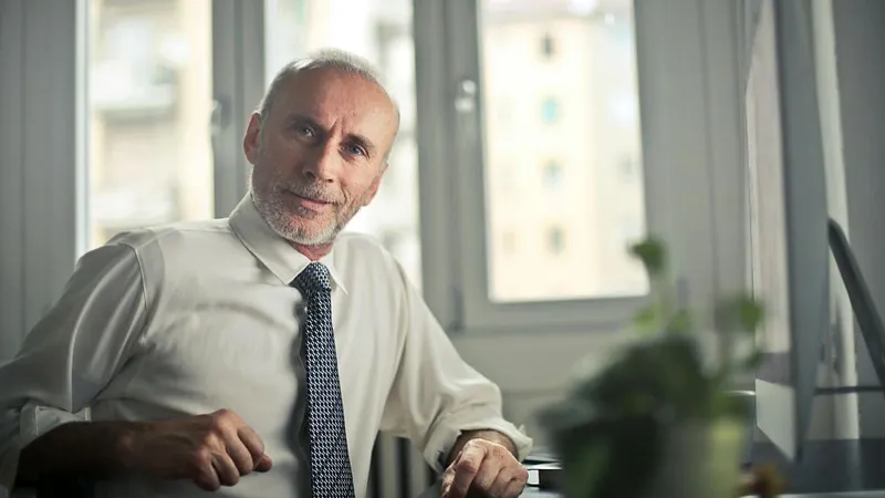 România riscă 23.000.000.000 €. Pensiile speciale, una dintre marile probleme - Foto: Pexels/Andrea Piacquadio
