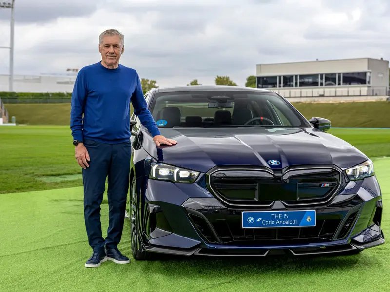 Ce mașini și-au luat galacticii de la Real Madrid? 9 „monștri” M Hybrid și 14 electrice - Foto: BMW