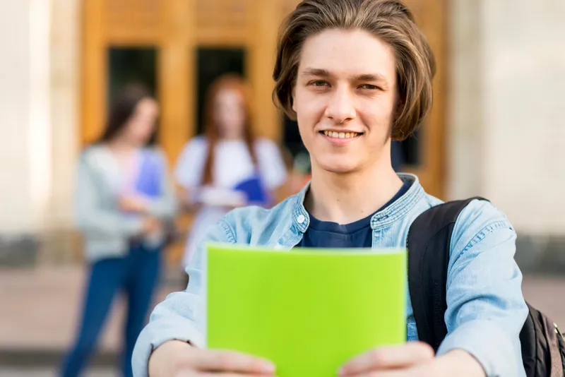 Student - Foto: Magnific (Imagine cu rol ilustrativ)