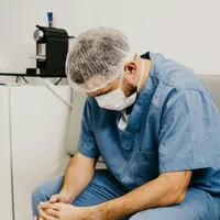 Peste o treime dintre medici sunt extenuaţi, 80% se tem de malpraxis - Foto: Pexels/Jonathan Borba