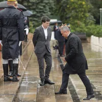 Nicușor Dan ar avea „zilele numărate” la PMB. Nicolae Ciucă i-a transmis un mesaj tranșant - Foto: INQUAM Photos/ George Călin