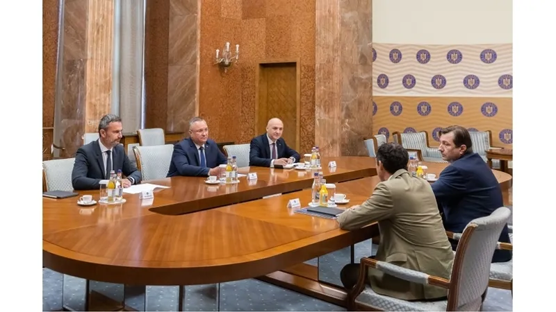 Premierul Nicolae Ciucă s-a întâlnit la Palatul Victoria cu reprezentanții Varta. / Foto: news.ro