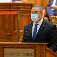 Premierul Nicolae Ciucă anunță relaxarea restricțiilor pentru sărbători. /Foto: gov.ro