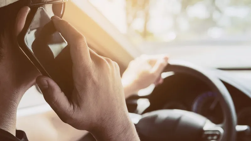 „Mecanicul prietenos” îi lasă pe șoferi fără bani. La ce trebuie să fie atenți conducătorii auto? Foto: Freepik (fotografie cu caracter ilustrativ)