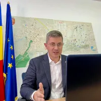 Cu ce e de acord USR din moțiunea AUR: PNRR e greșit, fără vaccinare obligatorie și educație sexuală  / FB