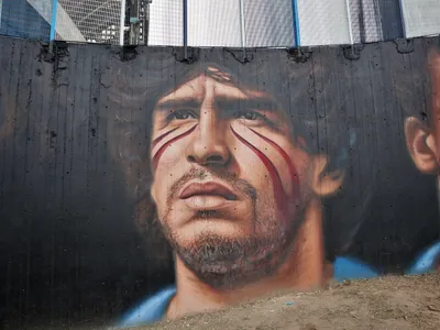 Diego Armando Maradona în pictura murală pe stadion - Foto: Profimedia images