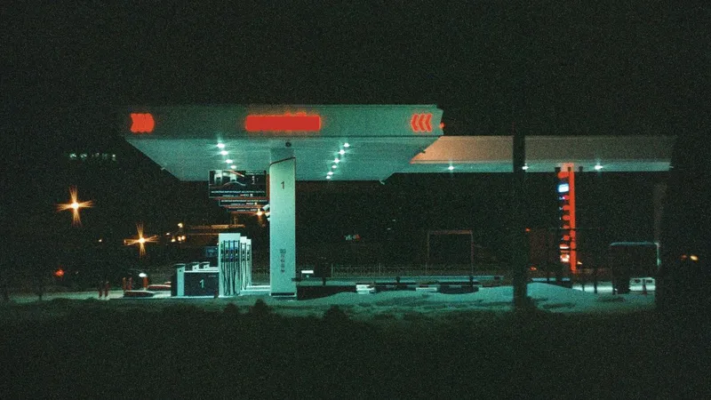 Prețurile la benzină și motorină vor continua să crească în România. Foto Pexels.com