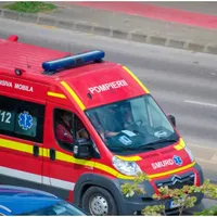 Un bărbat s-a electrocutat după ce a rămas blocat în firele de înaltă tensiune. În ce stare e? - Foto: Arhiva