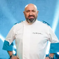 Chef Scărlătescu are datorii de milioane - Foto: Facebook