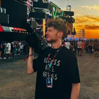 Pe scenă cu David Guetta! Frumoasa poveste de succes a tânărului din Iași - Foto: ZdI