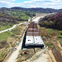 Al 2-lea moment istoric pentru infrastructura rutieră din România, pe Autostrada Pitești-Sibiu - Foto: Facebook / Asociația Pro Infrastructură