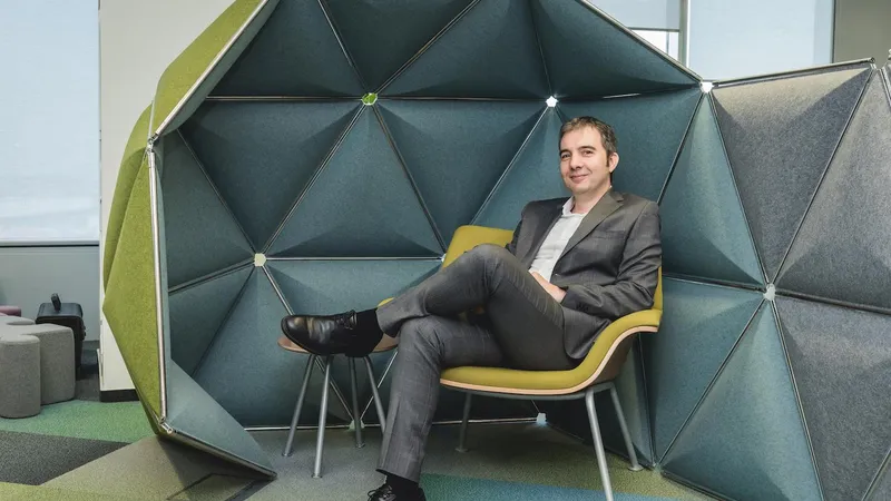 Expertul Horațiu Didea explică impactul mobilierului de birou asupra productivității