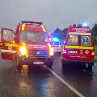 Accident teribil pe DN 7. O persoană se zbate între viață și moarte a fost lovită de un TIR - FOTO: Facebook/SMURD