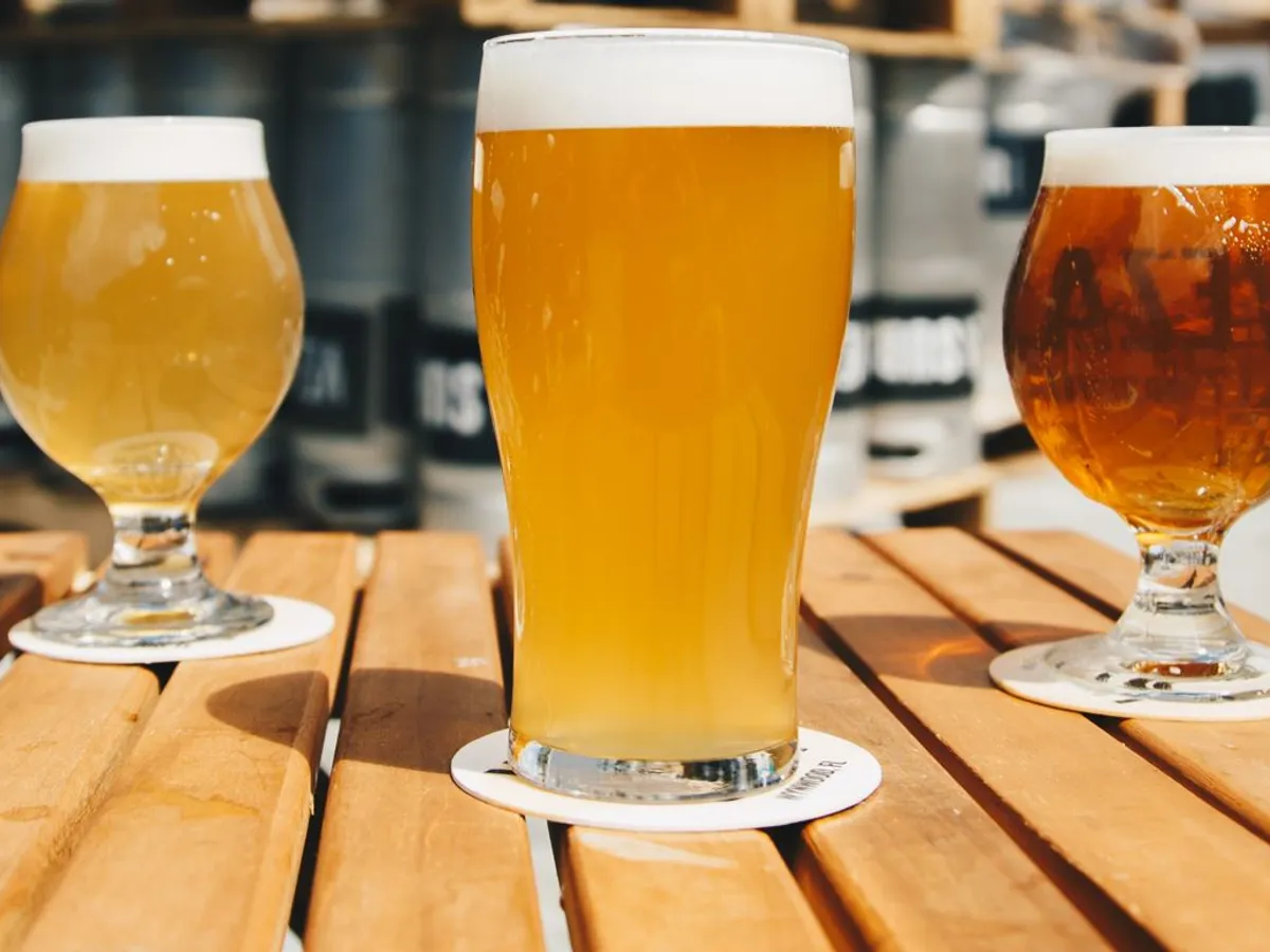 2 sau 3 beri pe săptămână pot provoca modificări ale creierului/foto: pexels