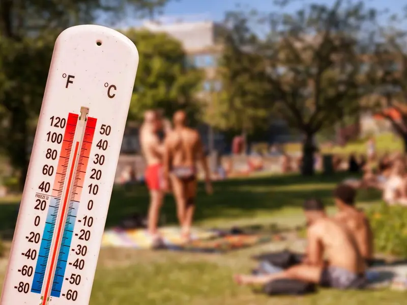 Prognoza METEO pentru luna august. Vreme canicuară cu 40°C și reprize cu ploi torențiale și fulgere - Foto: Profimedia images - Caracter ilustrativ