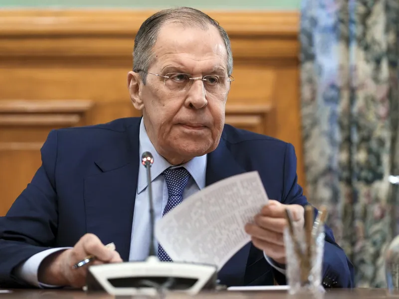 Lavrov: „ Excludem orice fel de dependenţă viitoare de Occident. Știm că ne va trăda din nou”/FOTO: latimes.com