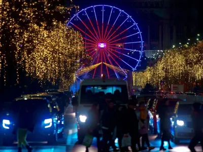 Iluminatul festiv din București a fost prelungit. Pe care străzi rămân decorațiunile - Foto: Profimedia Images (rol ilustrativ)
