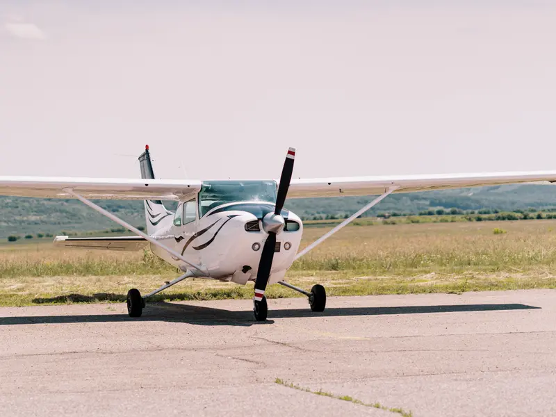 Un avion ucrainean a pierdut direcția și s-a prăbușit în Romania. Incidentul, la secret - Foto: Freepik.com (Imagine cu caracter ilustrativ)