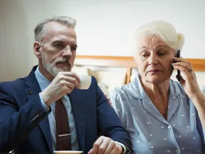 Nedreptate: CASS la pensiile mai mari de 3.000 lei. Asigurări la sănătate pentru bogați, plafonate - Foto: Freepik