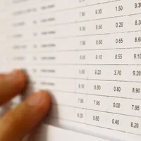 Fenomene stranii la Iași: „Absolvenţii cu medii peste 8 au luat 4 la Evaluarea Națională”/FOTO: ziaruldeiasi.ro