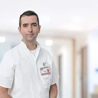 Managerul spitalului Sf. Pantelimon, cu 6.000 € salariu pe lună, demisionează după morțile suspecte - Foto: Facebook / Bogdan Socea