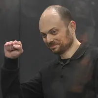 Marele disident rus Vladimir Kara-Murza le cere ruşilor să nu renunţe la lupta contra lui Putin - Foto: Profimedia Images