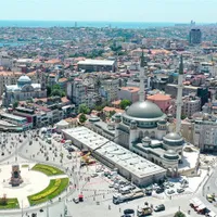 Erdogan a inaugurat o moschee în piaţa Taksim din Istanbul, locul emblematic al protestelor. / Foto: hurriyetdailynews.com