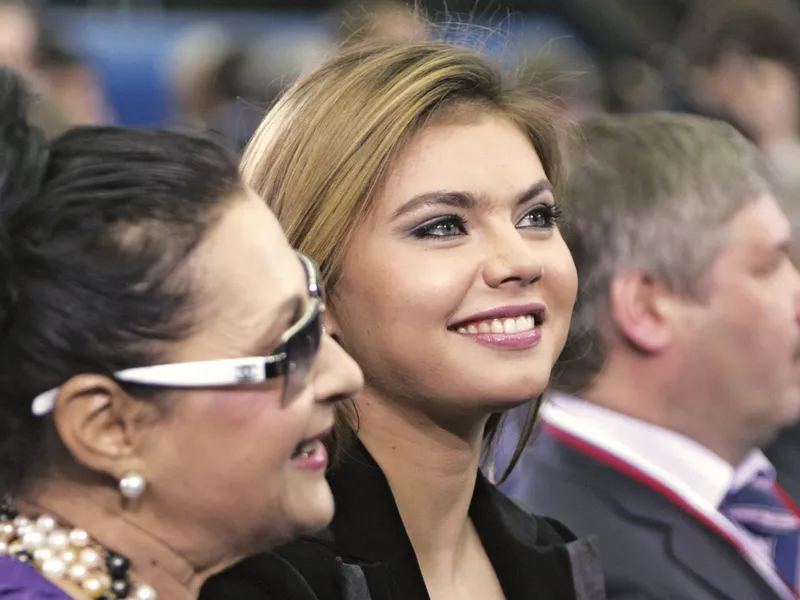 Despre Alina Kabaeva se crede că este iubita liderului de la Kremlin cu care ar avea 4 copii - Foto: newsweek.com