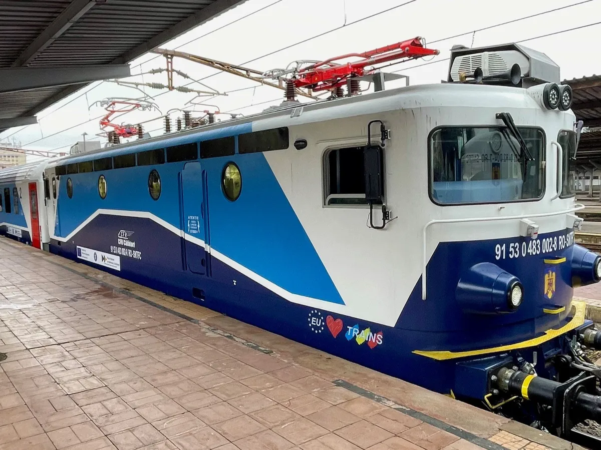 Tren în România - Foto: FB