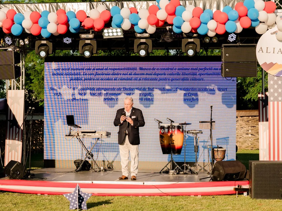 Fostul ambasador al Statelor Unite în România, Adrian Zuckerman - Foto: Arhiva
