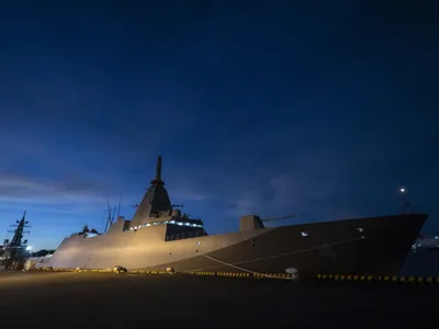 Fregata japoneză invizibilă din clasa Mogami - Foto: Profimedia Images