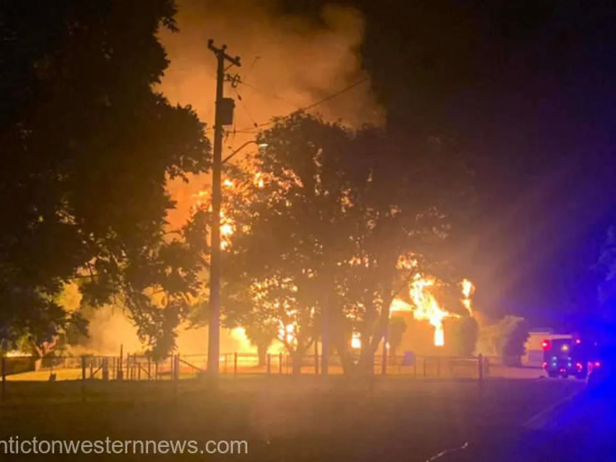 4 biserici catolice din Columbia Britanică, incendiate. / Foto: agerpres.ro