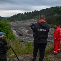 Localnicii din Praid refuză evacuarea chiar dacă pământul se surpă sub ei: „Cum să las casa aici” - Foto: Profimedia images
