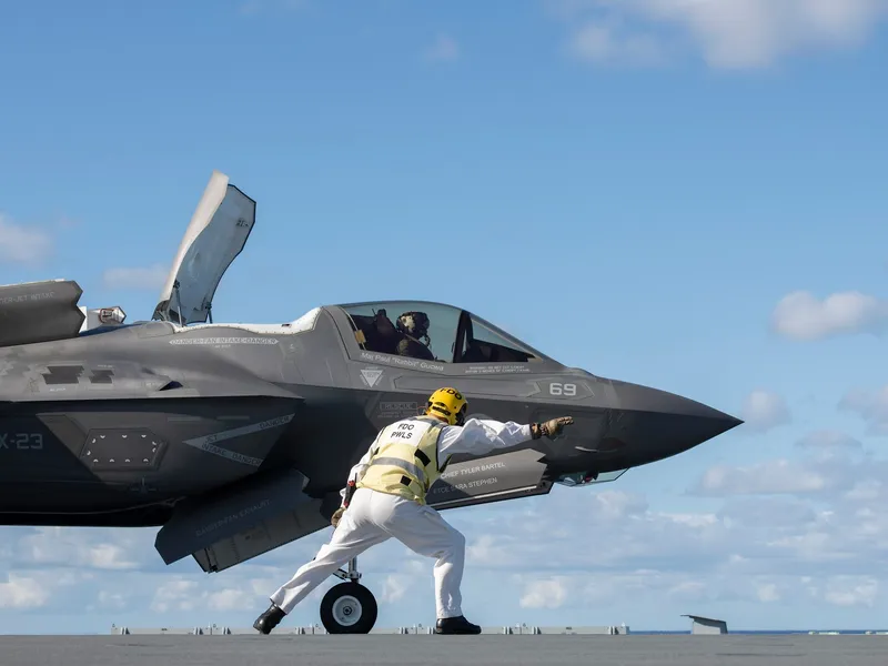 SUA dau Marii Britanii 12 avioane F-35 A și bombe nucleare tactice - Foto: Profimedia Images (imagine cu rol ilustrativ)