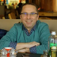 Consilier local USRPLUS, afaceri cu statul pe bandă rulantă, inclusiv cu primari colegi de partid/FOTO: ziaruldeiasi.ro