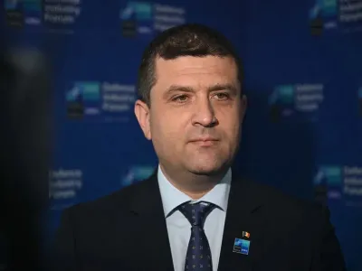 Radu Miruţă, ministrul interimar al Apărării - Foto: Profimedia Images