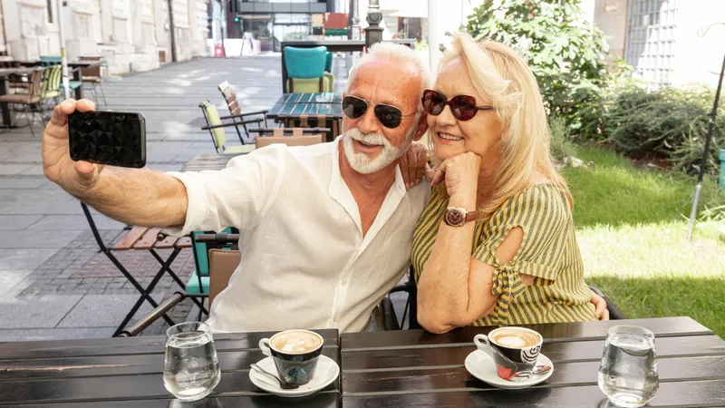 Cine sunt pensionarii care iau 1.000 lei în plus la pensie la recalculare? Cât a trebuit să lucreze? - Foto: Freepik