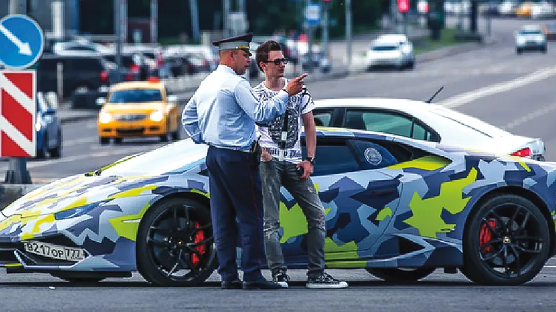 Maksim V. Iakubeț, lângă un Lamborghini care îi aparținea