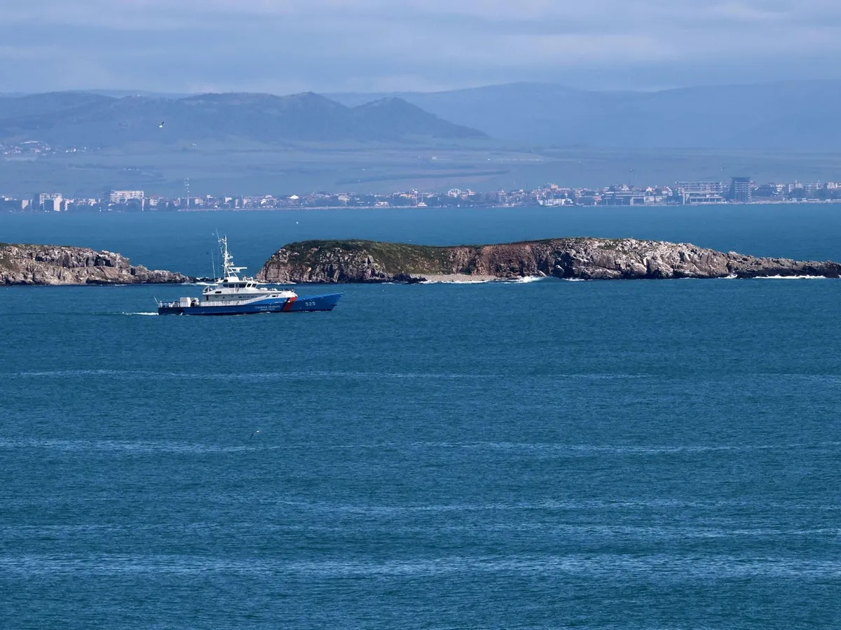 Dronele rusești au atacat două nave în Marea Neagră: un membru al echipajului a murit