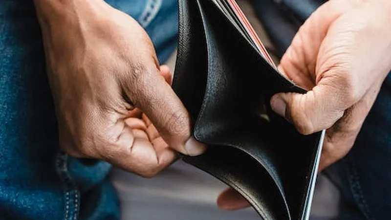Noile măsuri fiscale ale Cabinetului Ciolacu - Foto. Pexels/Nicola Barts