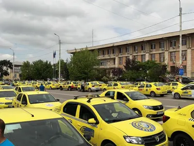 Protest al taximetriștilor în această dimineață cu peste 600 de participanți. Ce revendică aceștia? - Foto: (Arhivă)