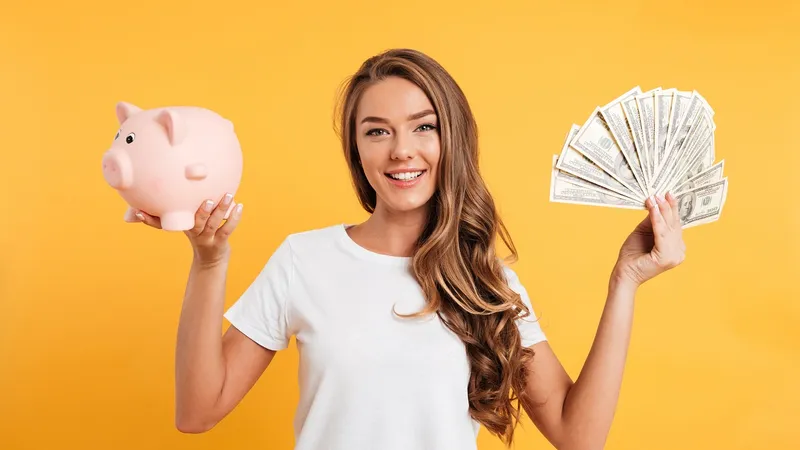 7 trucuri simple ca să economisești fără efort. Vezi cum poți pune bani deoparte pentru zile negre - FOTO: Freepik(imagine cu rol ilustrativ)