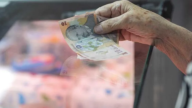 Ministerul Finanțelor lucrează la un nou plan de naționalizare a Pilonului II. / Foto: INQUAM Photos / Octav Ganea