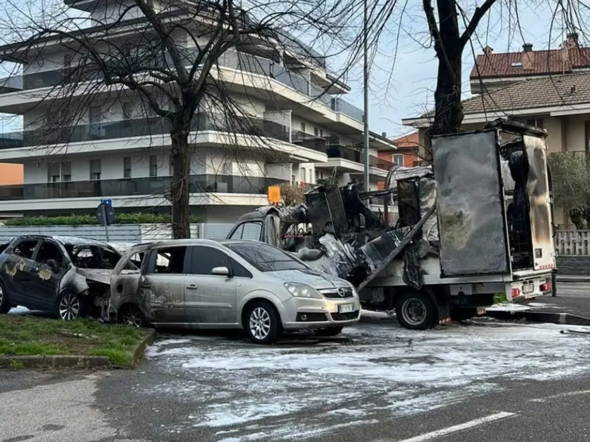 Un român de 25 de ani, supranumit „Piromanul cu trotinetă din Milano”. Cum i-a terorizat pe italieni - Foto: 7giorni.info