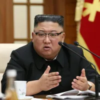 Cazurile de Covid-19 au explodat în Coreea de Nord mai repede ca rachetele lui Kim Jong-Un/FOTO: japantimes.co.jp