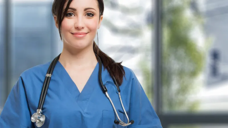 VIDEO Asistenții medicali din România, formați să obțină competențe manageriale și de leadership.