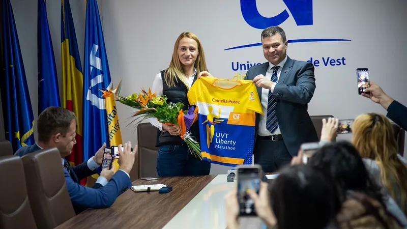 Camelia Potec și Marilen Pirtea, rectorul Universității de Vest   Foto: UVT