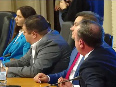 Scandal la audierea ministrului de Externe, Oana Țoiu. Derapaj xenofob în ședința comisiei parlamentare: „Vă pasă de români?”