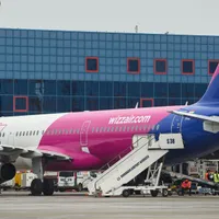 Tarom câștigă o bătălie dură cu Wizz Air și rămâne cu 36.000.000$. Pentru ce a primit banii? - Foto: Profimedia Images